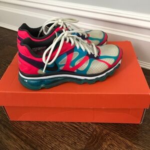 Women's Nike Air Max